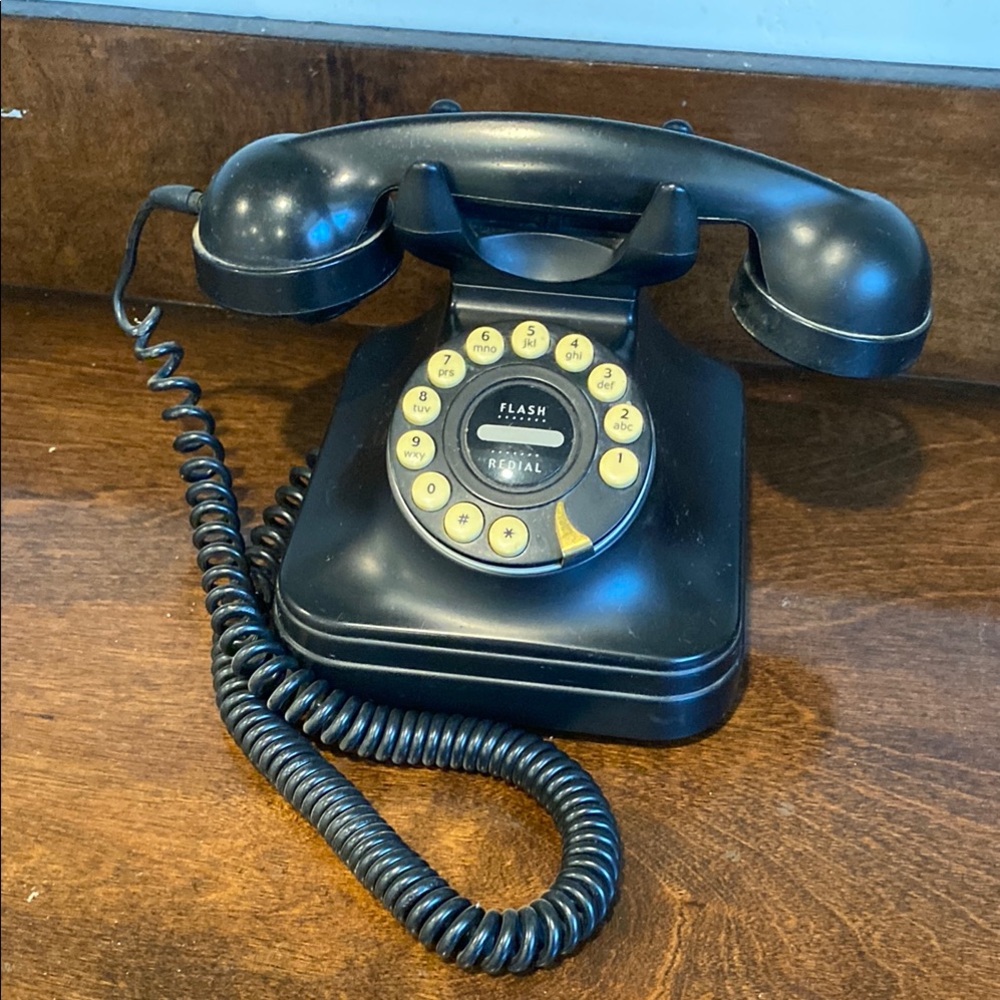 Pottery Barn Vintage Black Rotary Style Dial Telephone